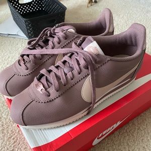 Nike Cortez